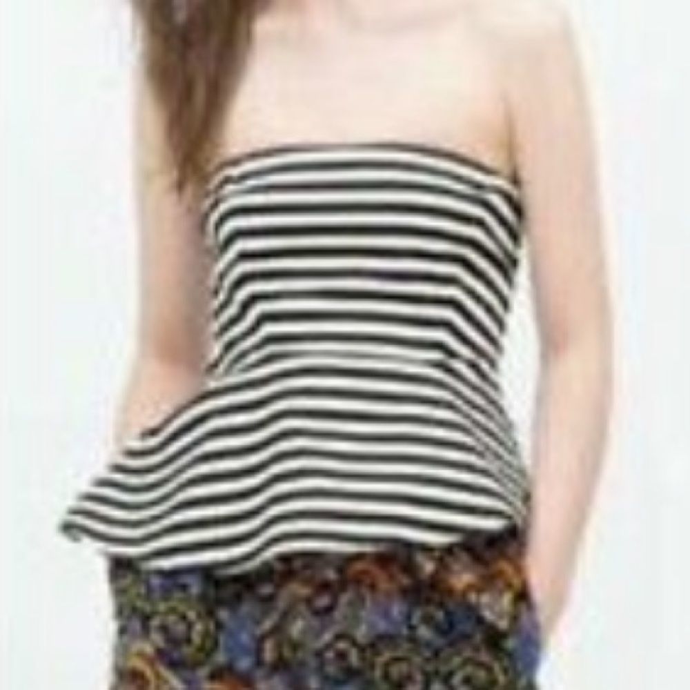 Zara Trafaluc Black And White Striped Halter Top Peblum Bottom